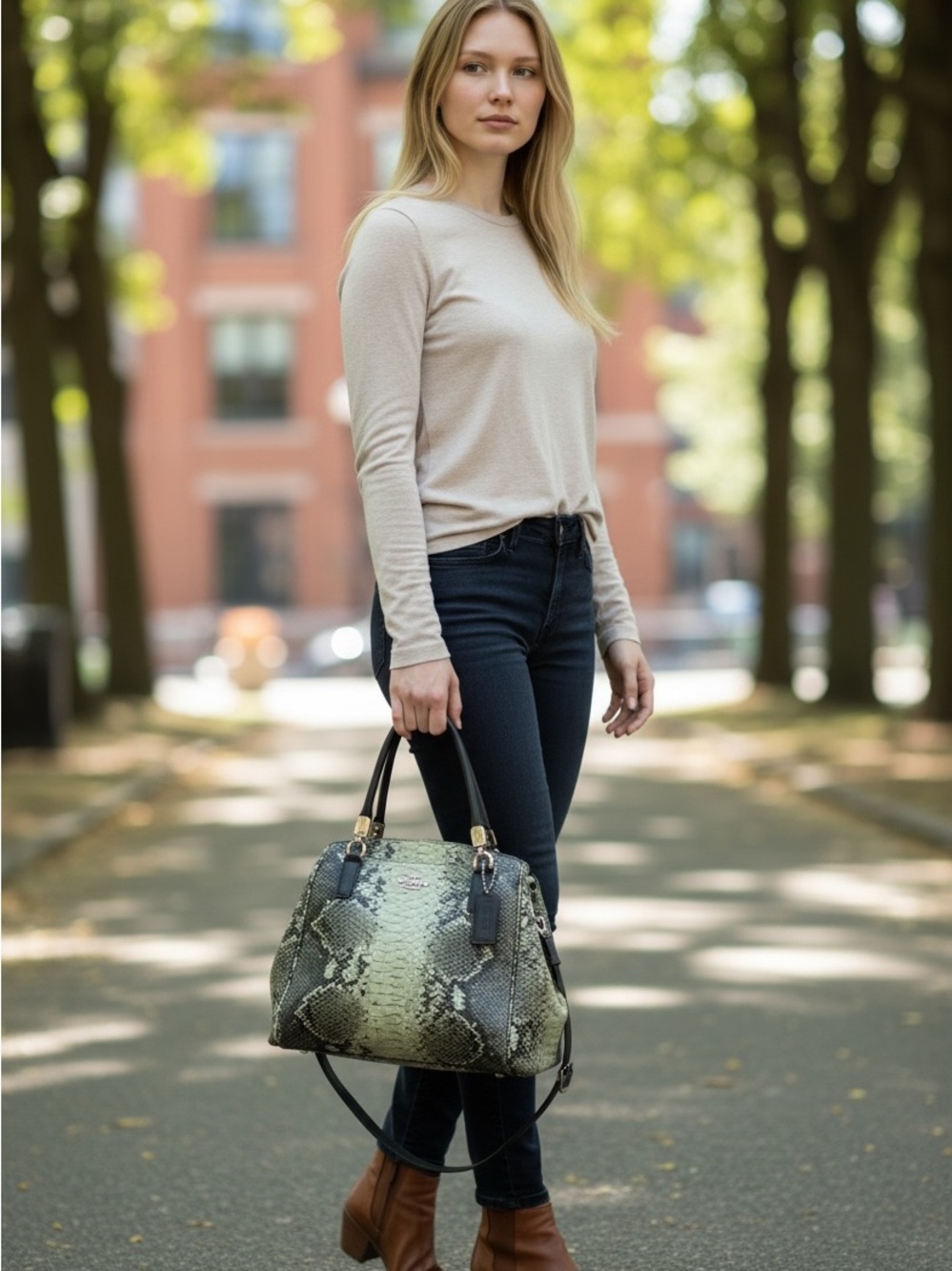 Coach Madison Kelsey Satchel – Grey/Black Snakeskin Embossed Leather - Picture 2 of 12